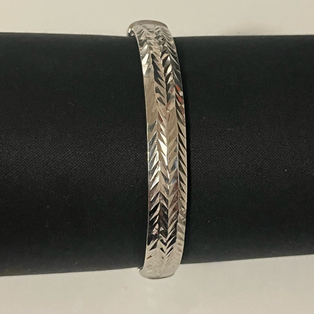 Atasay Kuyumculuk Turkey Sterling Silver Hinged Bangle